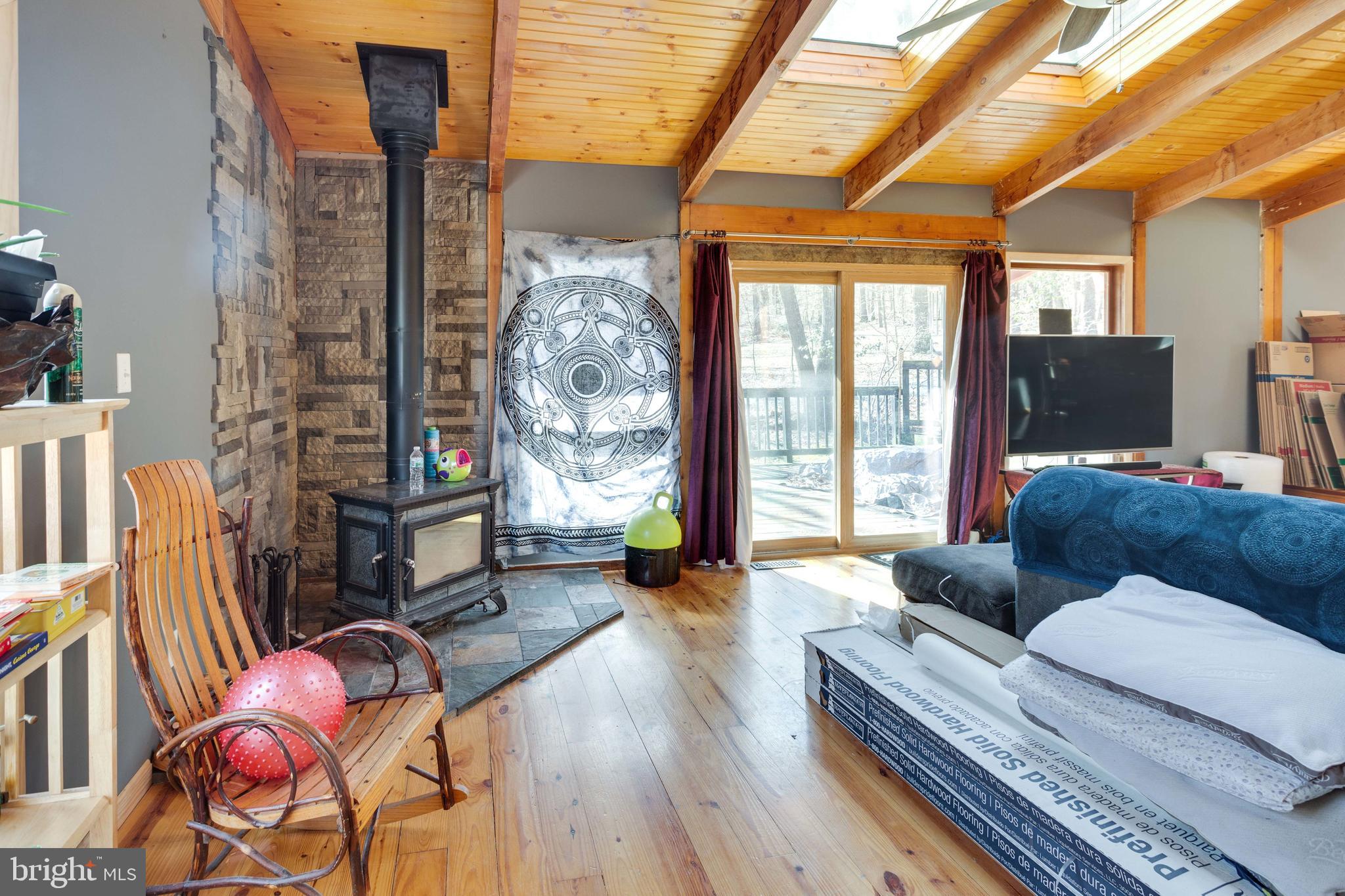 1605 Mercer Road Haymarket, VA 20169 - Photo 3 of 15 Gallery Image 3