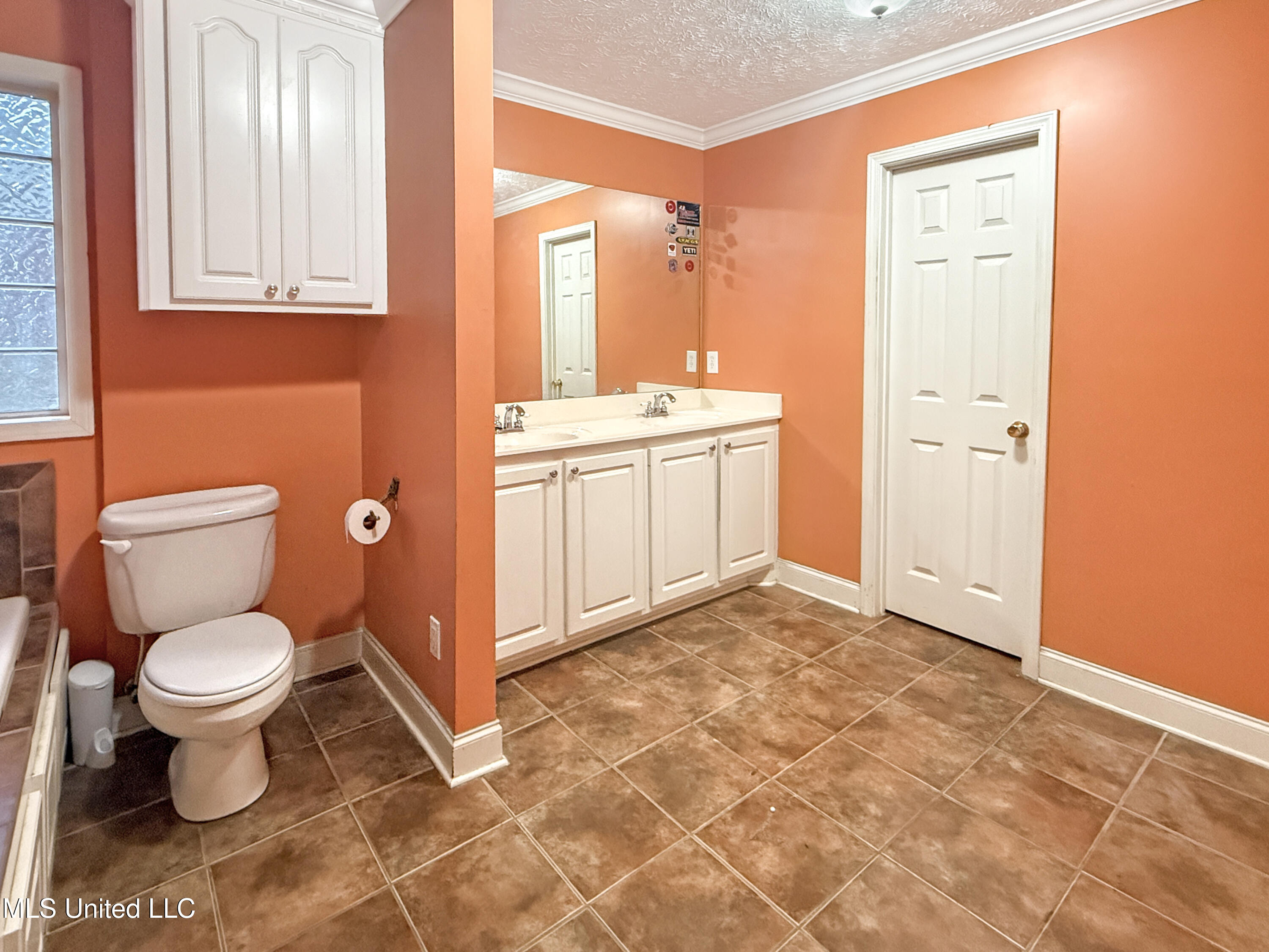 527 Roxbury Place Florence, MS 39073 - Photo 11 of 18 8b4b00789b6ca20019213afd6191bf1e9ef394cc