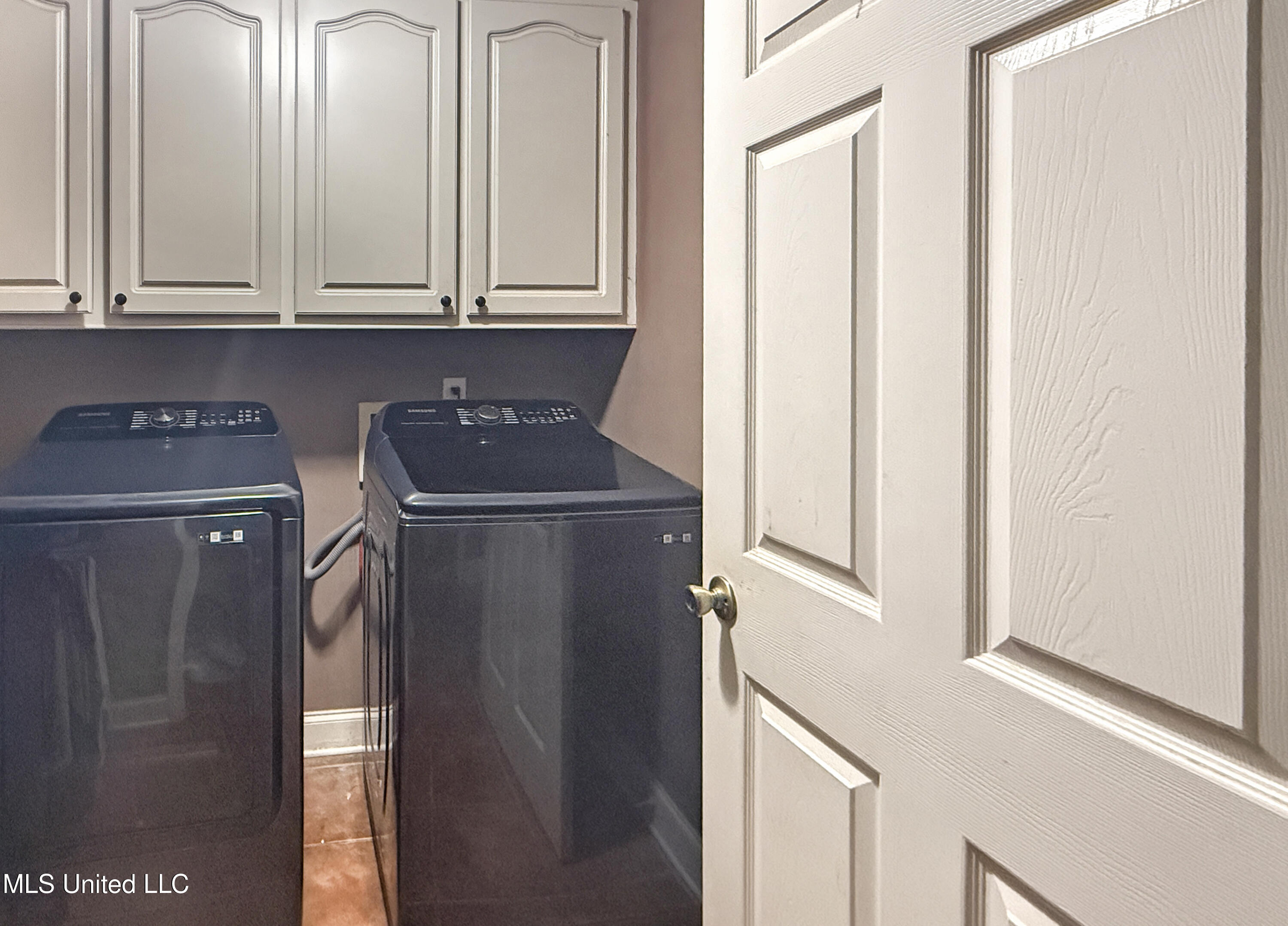 527 Roxbury Place Florence, MS 39073 - Photo 15 of 18 f1daf241943653cf90cb4d57573b0f6b2f5c34e1