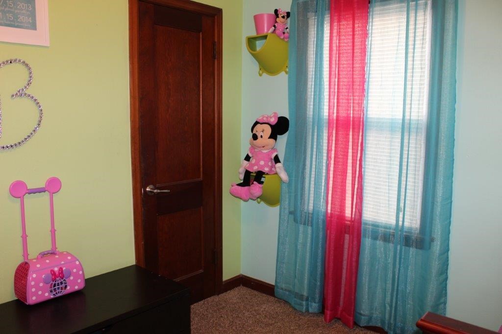 418 Waverly Road Davenport, IA 52804 - Photo 11 of 17 Gallery Image 11