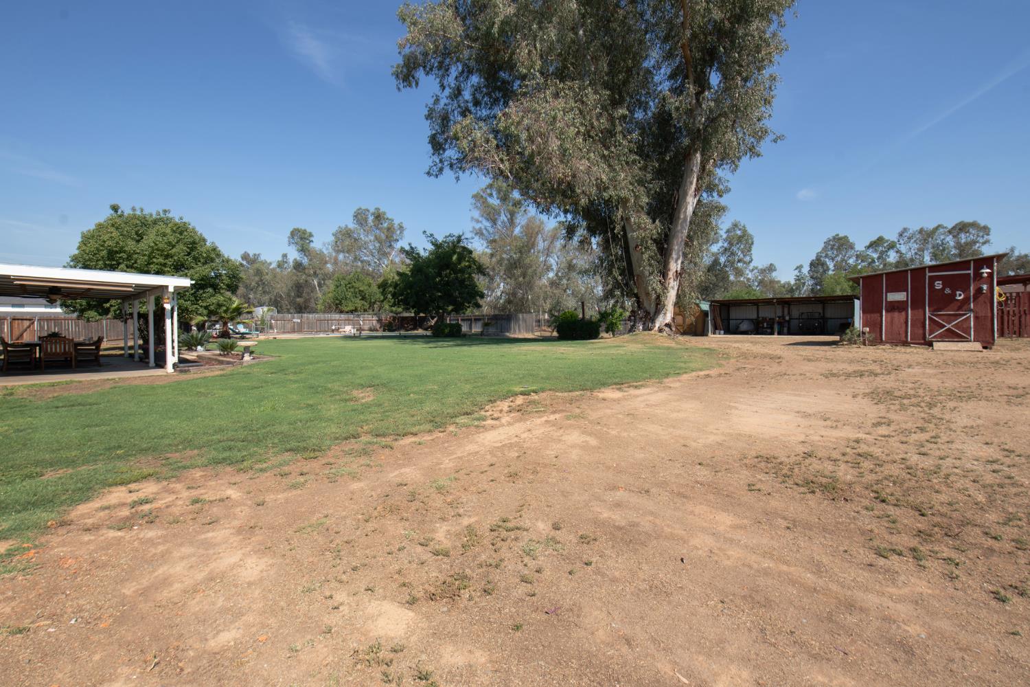 37715 Cloverleaf Avenue Madera, CA 93636 - Photo 42 of 55
