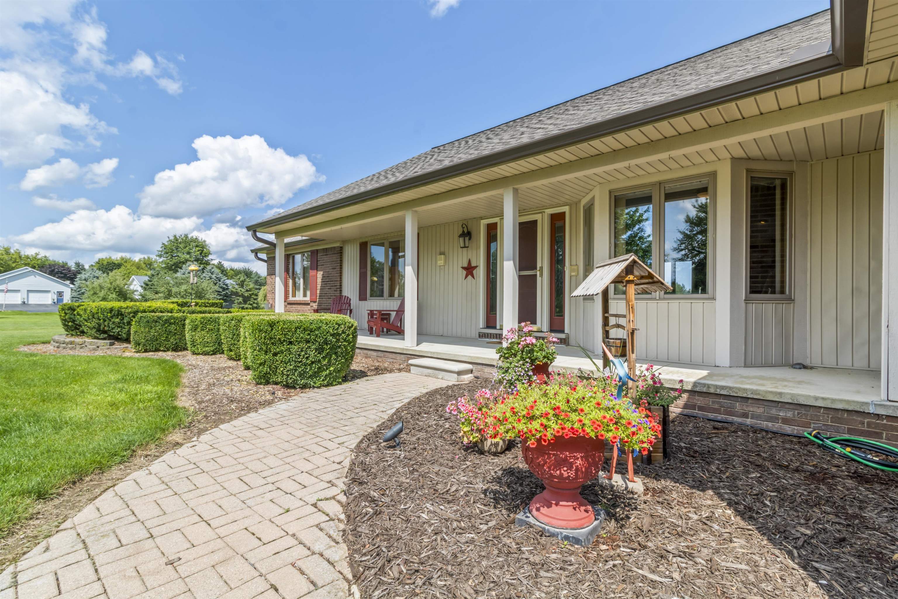 1100 Holmes Road Allenton, MI 48002 - Photo 50 of 63 50150215-adc670ea-3d4e-46b1-a7ac-8faa83715909.JPG