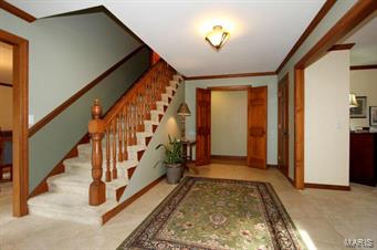 720 Rietzke Mountain Ballwin, MO 63021 - Photo 2 of 40 Gallery Image 2