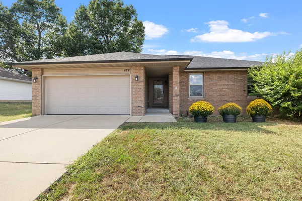$244,900 | 827 North Franklin Avenue, Republic, MO 65738