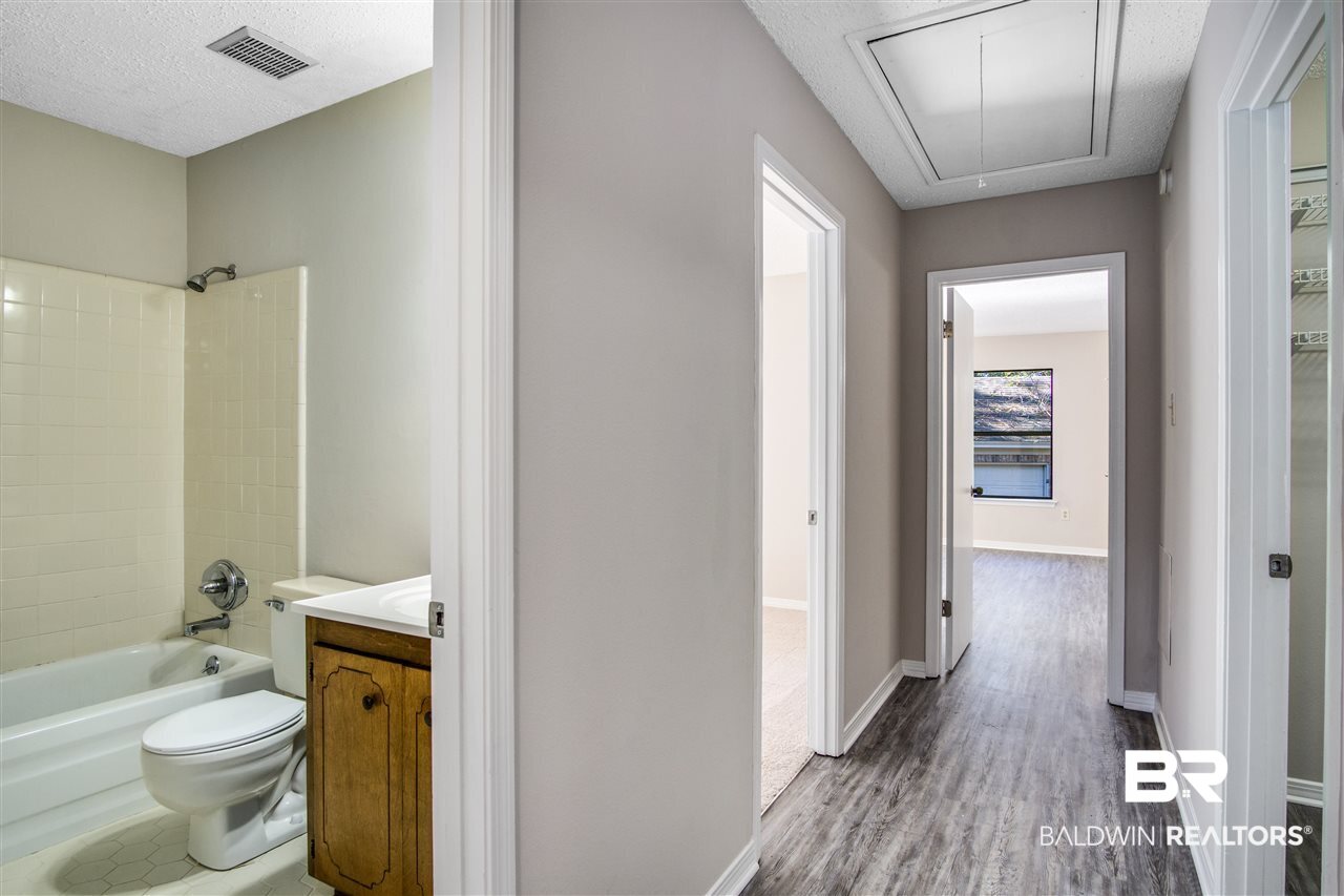 100 Dewitt Loop Daphne, AL 36526 - Photo 17 of 39 Gallery Image 17