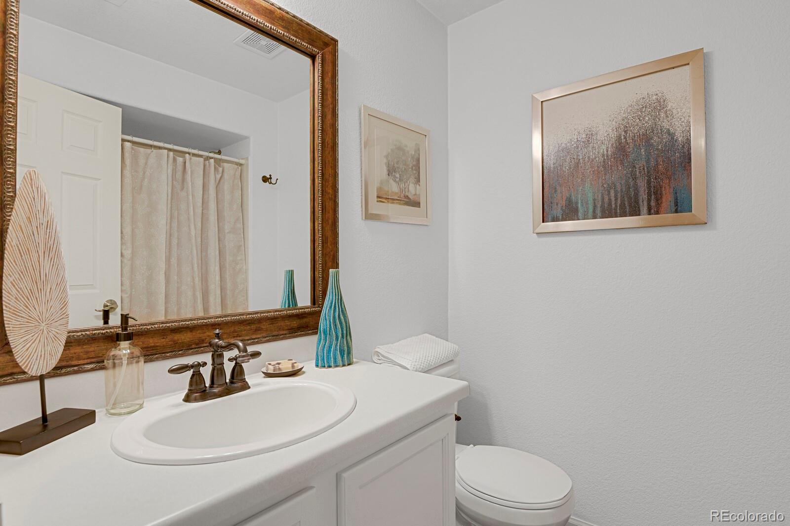 1443 South Emporia Court Aurora, CO 80247 - Photo 16 of 36 Gallery Image 16