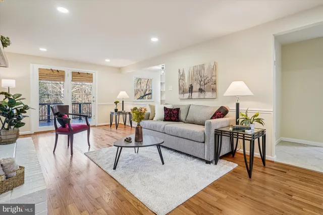 $699,900 | 20728 Bell Bluff Road, Gaithersburg, MD 20882