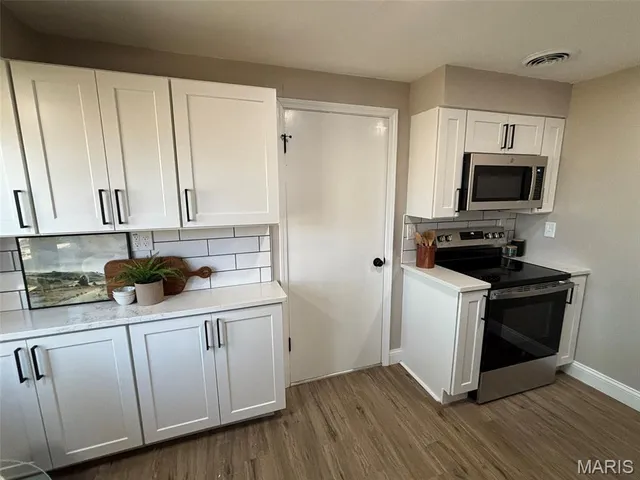 $265,000 | 9509 Eucalyptus Drive, Affton, MO 63123