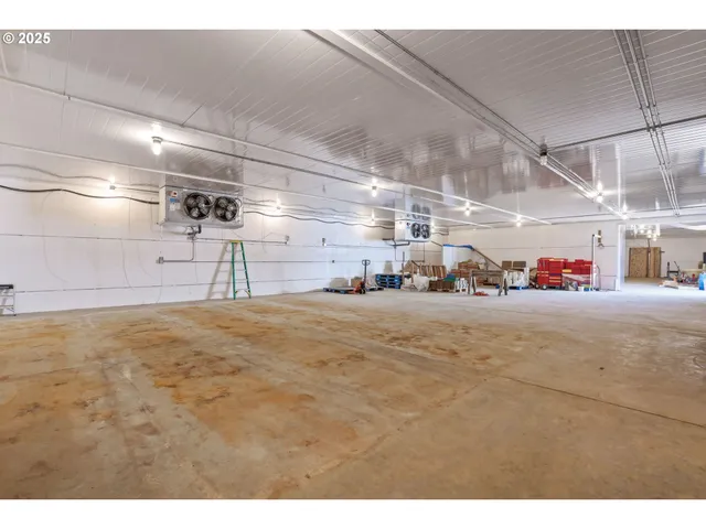 a view of a storage in a room