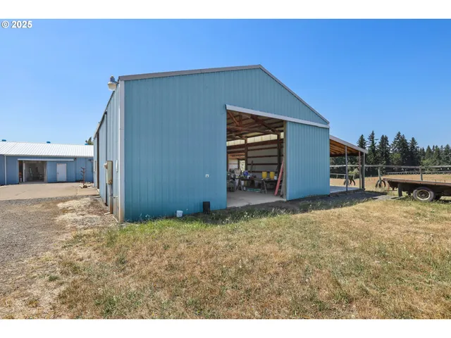 $1,245,000 | 31909 Highway 211, Eagle Creek, OR 97022