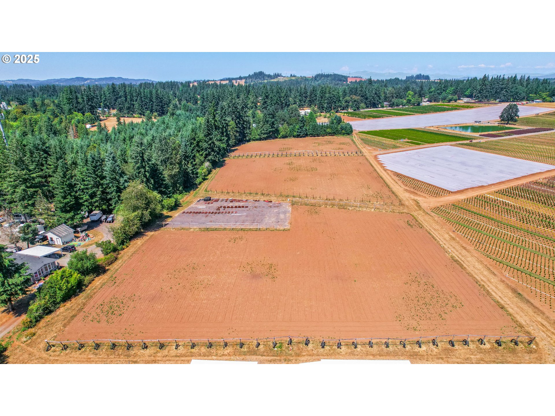 31909 Highway 211 Eagle Creek, OR 97022 - Photo 10 of 48 a view of a city