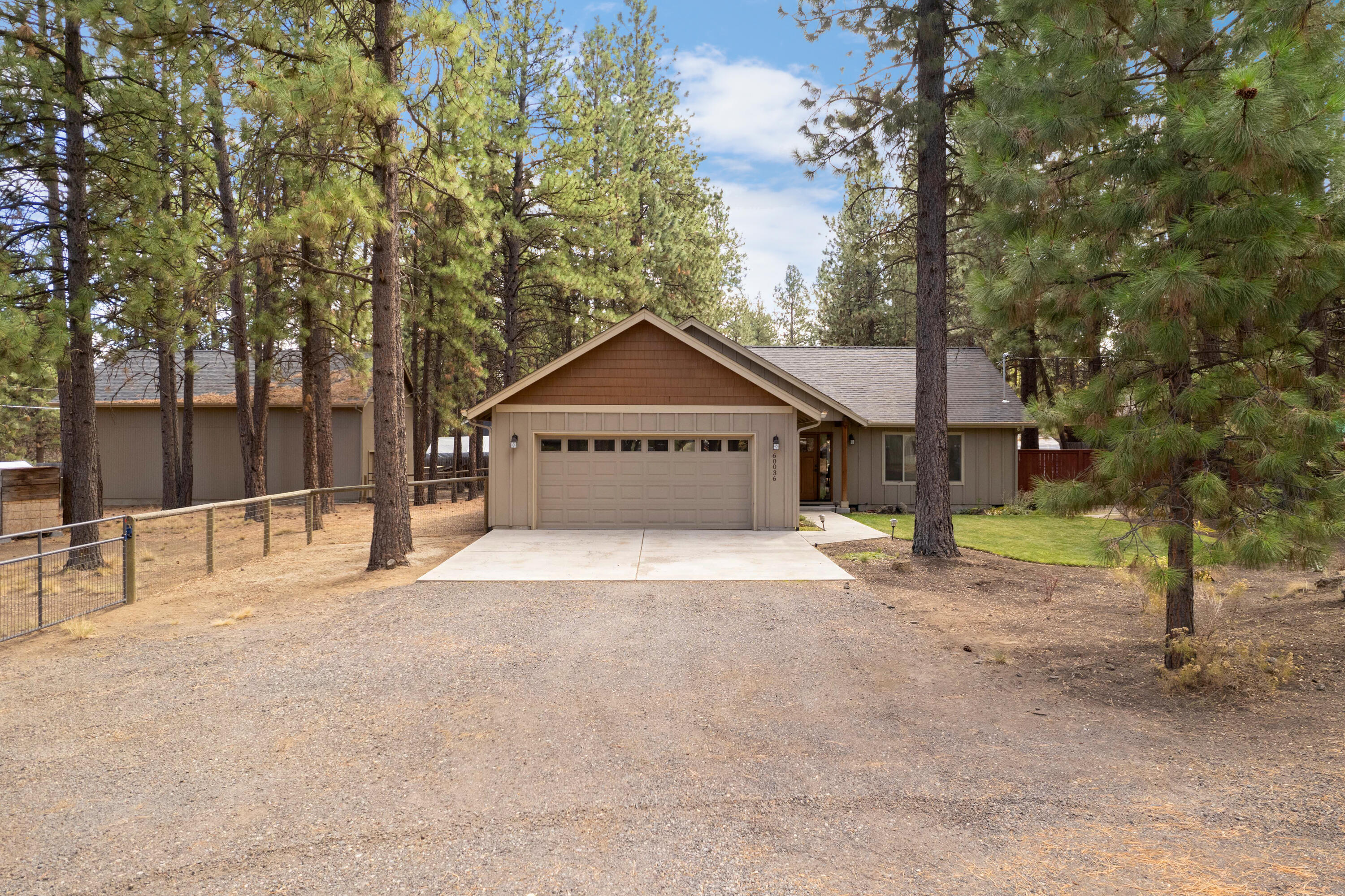 60036 Cinder Butte Road Bend, OR 97702 - Photo 28 of 29 DJI_0162