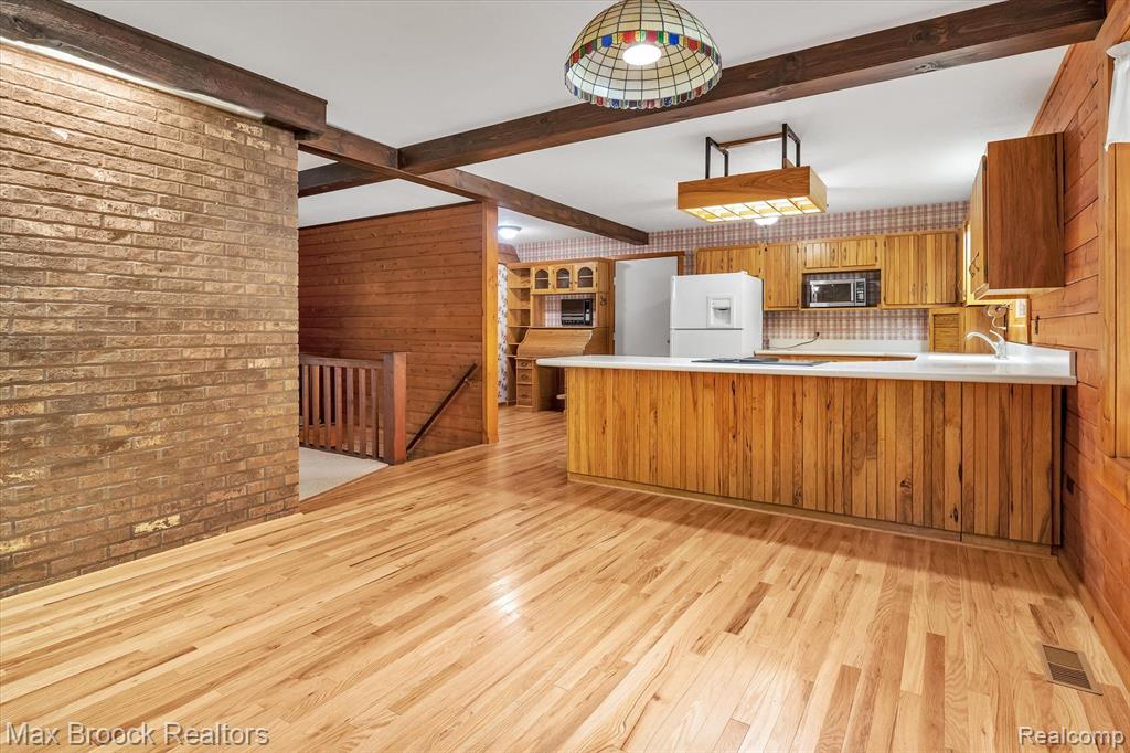 3591 Hunt Road Adrian, MI 49221 - Photo 4 of 47