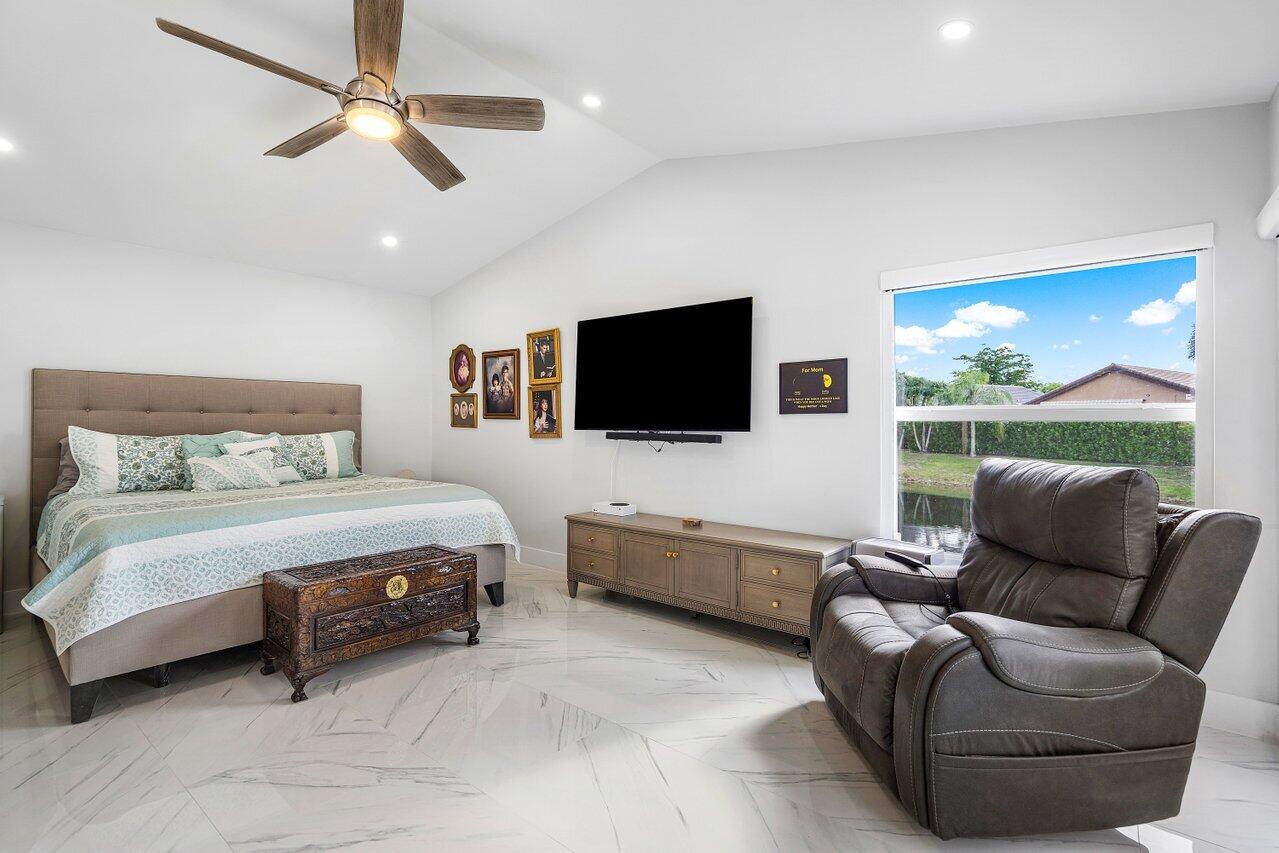 11158 Highland Circle Boca Raton, FL 33428 - Photo 15 of 33 015-11158HighlandCircle-BocaRaton-FL-334