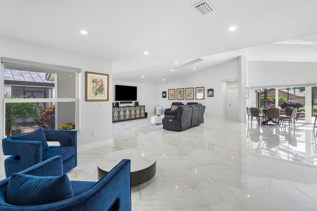 11158 Highland Circle Boca Raton, FL 33428 - Photo 7 of 33 007-11158HighlandCircle-BocaRaton-FL-334