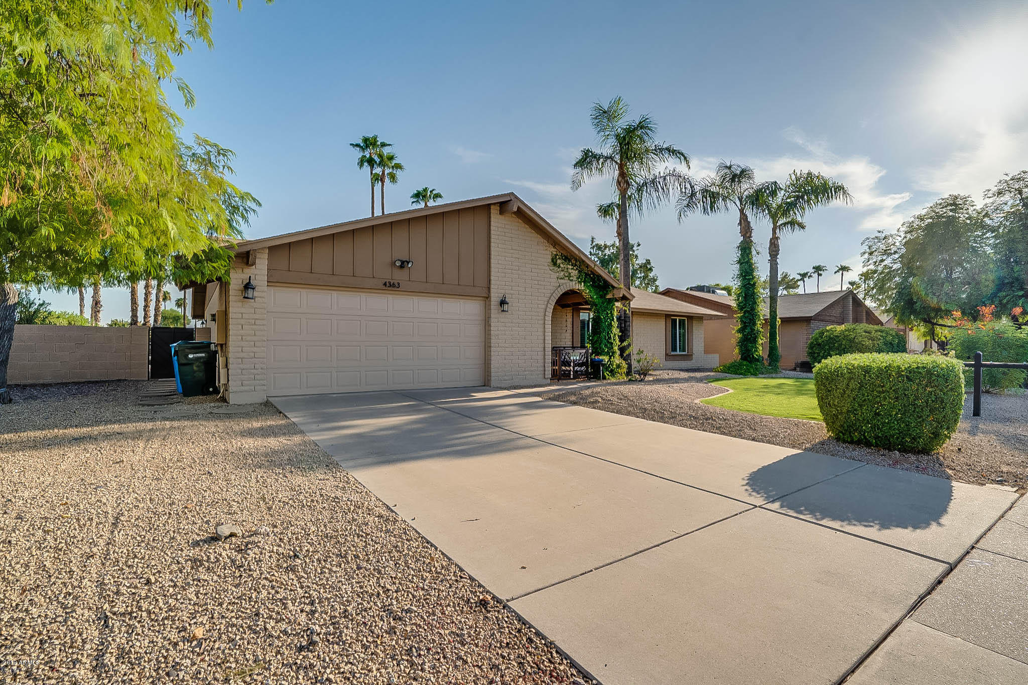 4363 East Hearn Road Phoenix, AZ 85032 - Photo 2 of 49 Hearn-2