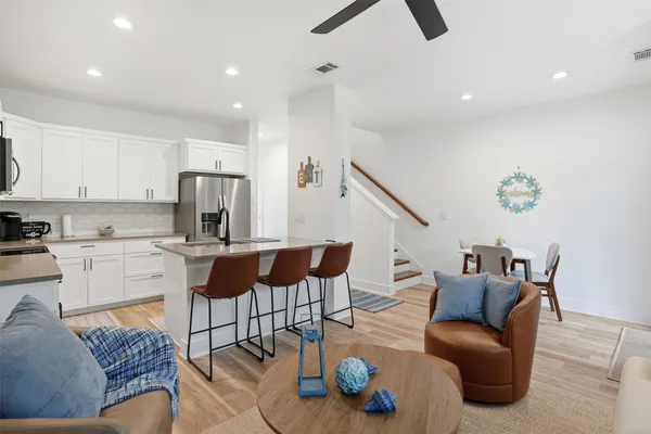 $305,000 | 512 Palmer Drive, Point Venture, TX 78645