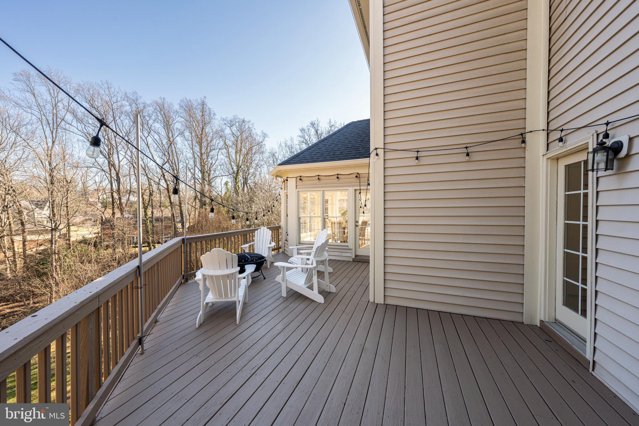 1609 Brookside Road McLean, VA 22101 - Photo 20 of 46 Second Deck