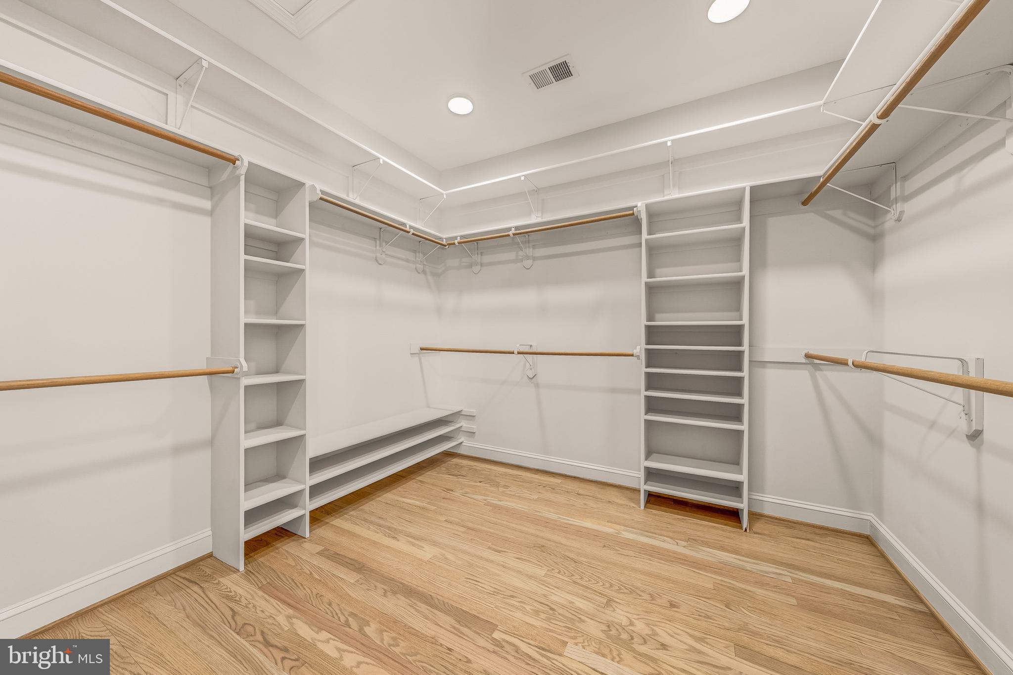 1609 Brookside Road McLean, VA 22101 - Photo 31 of 46 Large Walk-In Closet