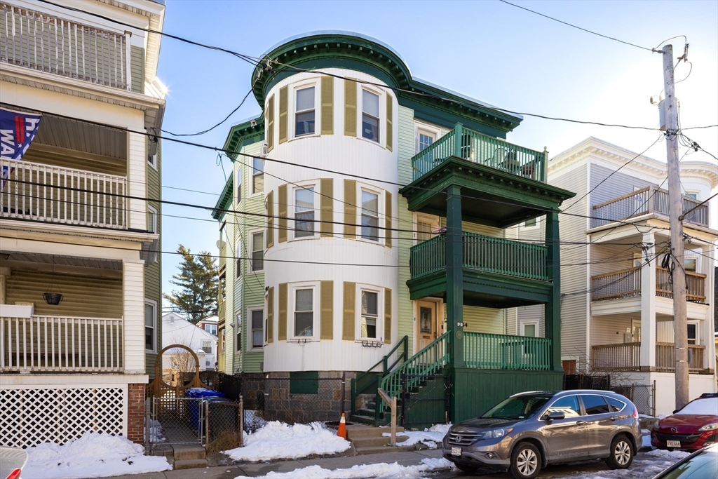 44 Mora Street Boston, MA 02124 - Photo 3 of 4