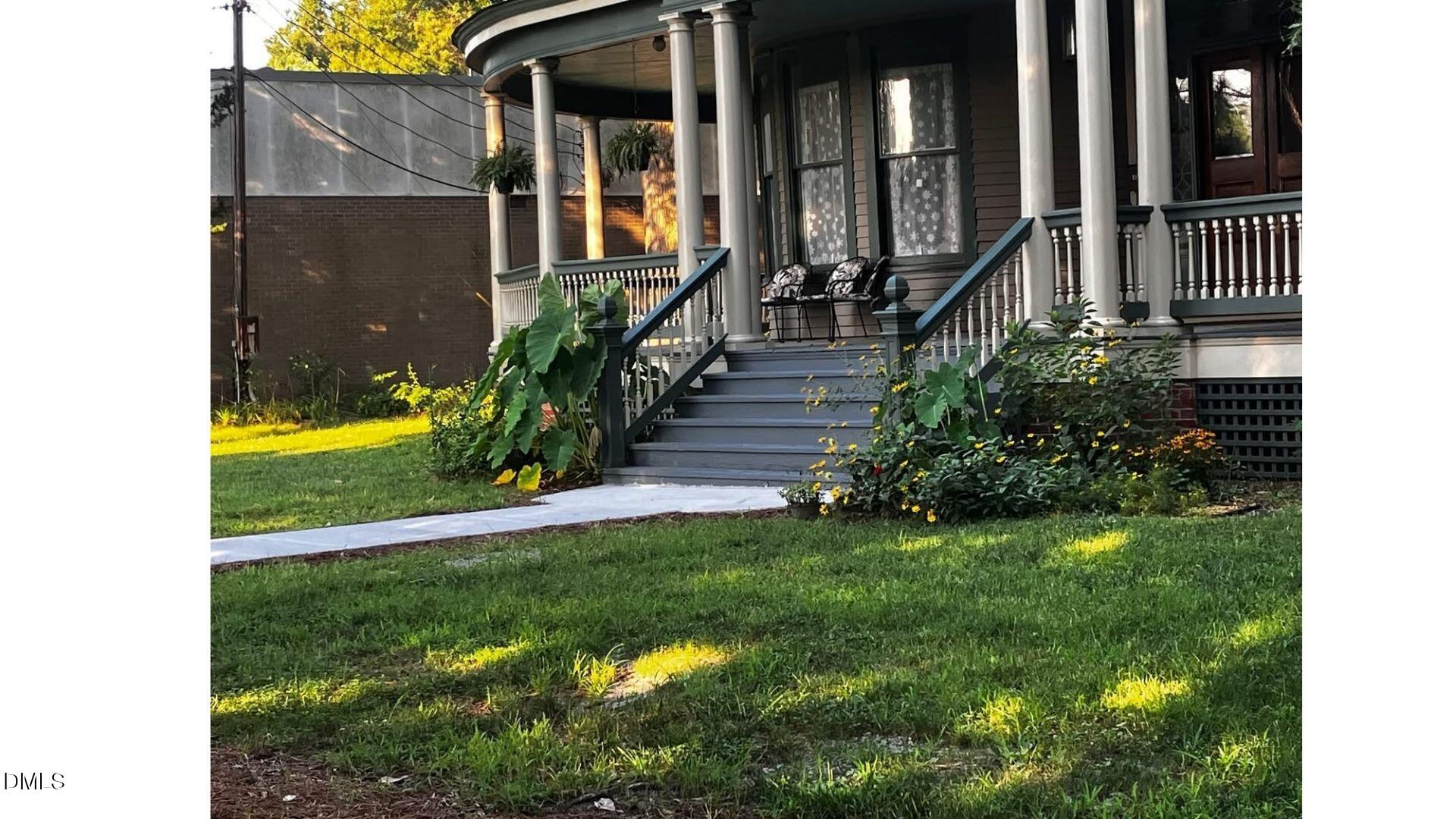 217 South Main Street Roxboro, NC 27573 - Photo 13 of 88 14