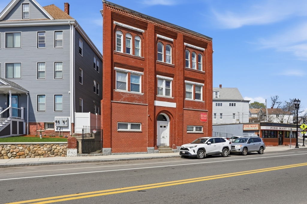 176 Ferry Street, Unit 3L Everett, MA 02149 - Photo 2 of 26