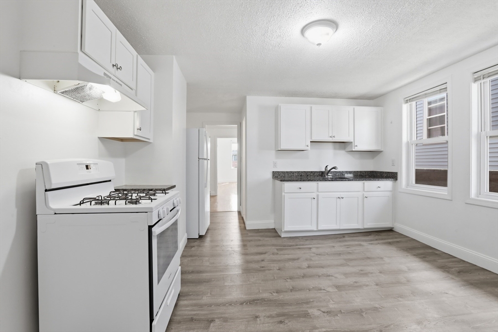 176 Ferry Street, Unit 3L Everett, MA 02149 - Photo 7 of 26