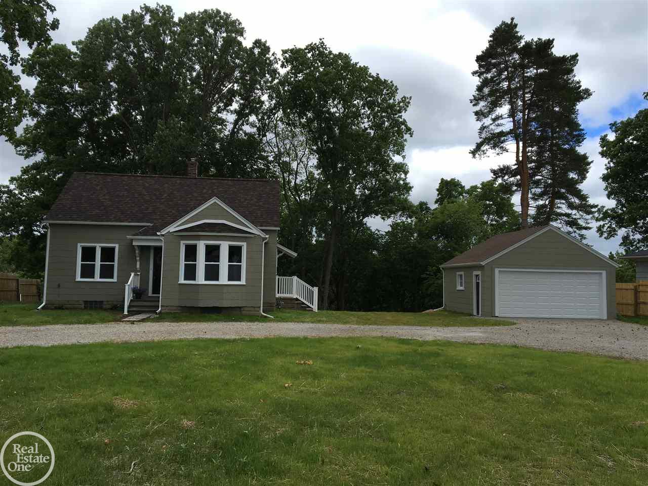 4445 North River Road Fort Gratiot, MI 48059 - Photo 1 of 52 31295428.JPG