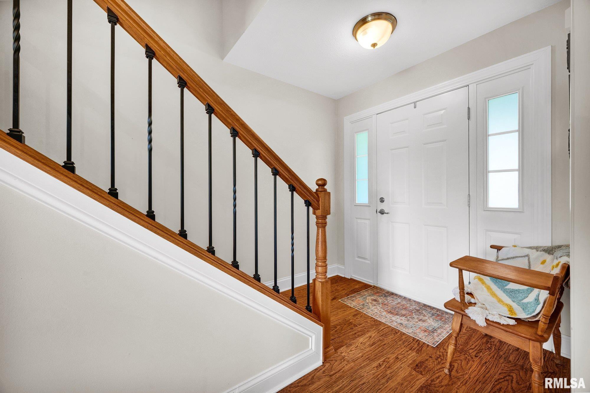 910 North Washington Street Metamora, IL 61548 - Photo 2 of 30