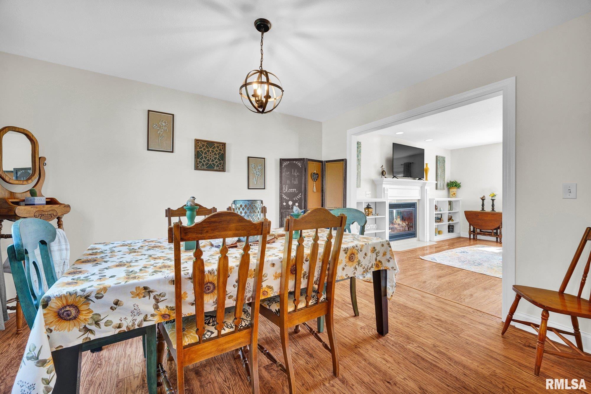 910 North Washington Street Metamora, IL 61548 - Photo 3 of 30