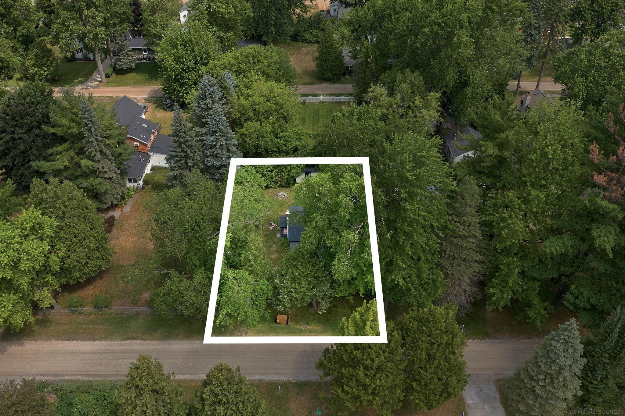 7405 Aspen Road Lexington, MI 48450 - Photo 21 of 40