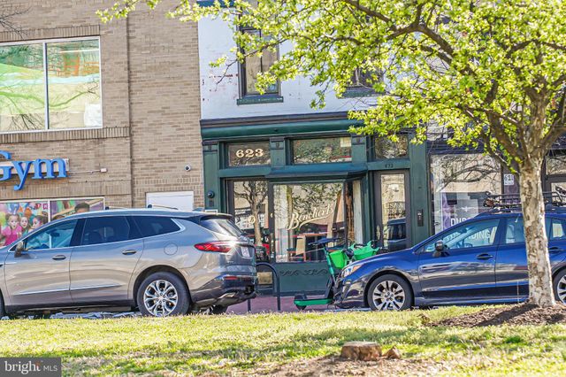 $850,000 | 106 3rd Street Northeast, Washington, DC 20002