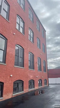 $1,650 | 38 Mill Street, Paterson, NJ 07501