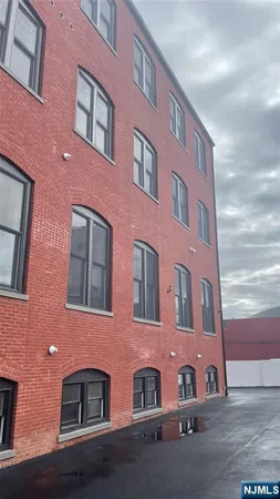 $1,850 | 38 Mill Street, Paterson, NJ 07501