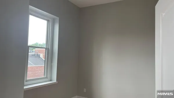 $1,650 | 38 Mill Street, Paterson, NJ 07501