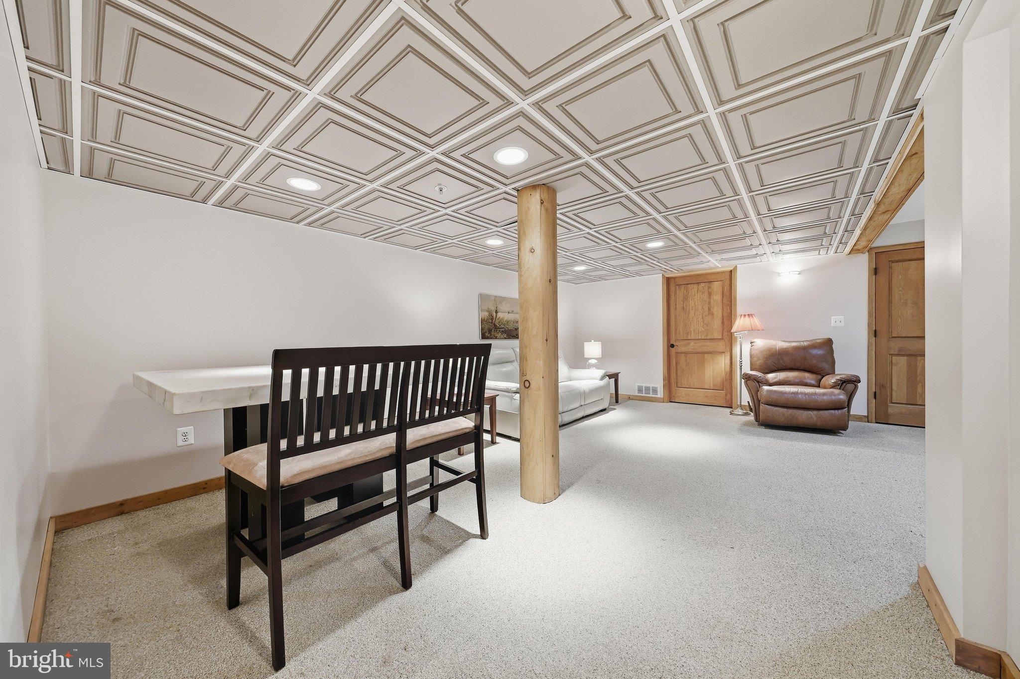 14520 Ridenour Road Smithsburg, MD 21783 - Photo 33 of 61 Family Room