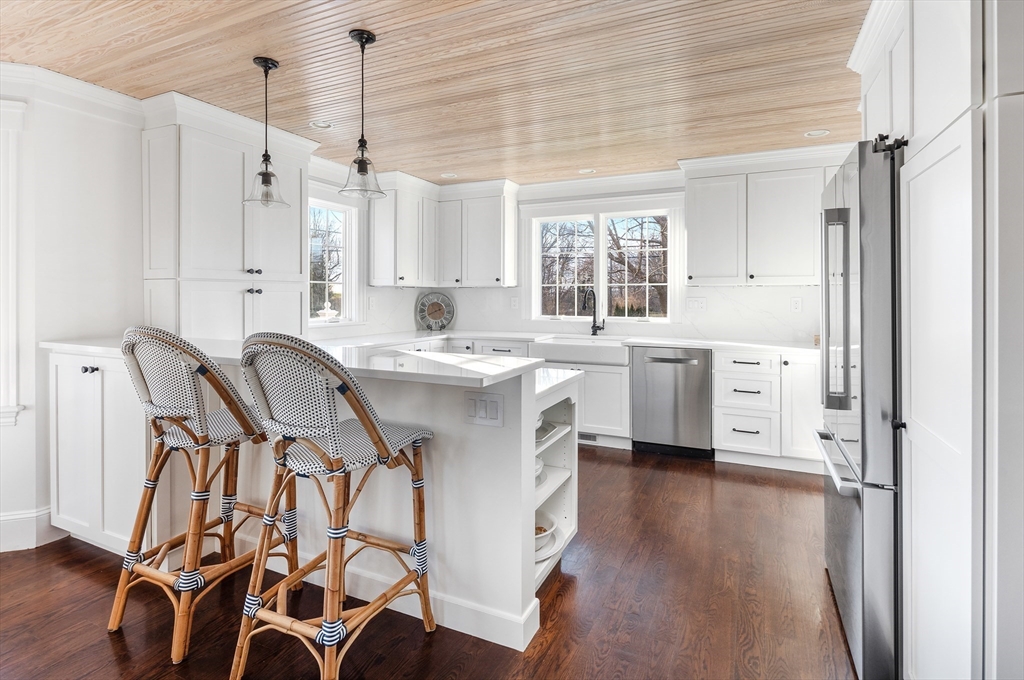 149 Gilson Road Scituate, MA 02066 - Photo 5 of 24 Gallery Image 5