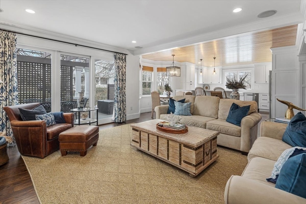 149 Gilson Road Scituate, MA 02066 - Photo 6 of 24 Gallery Image 6