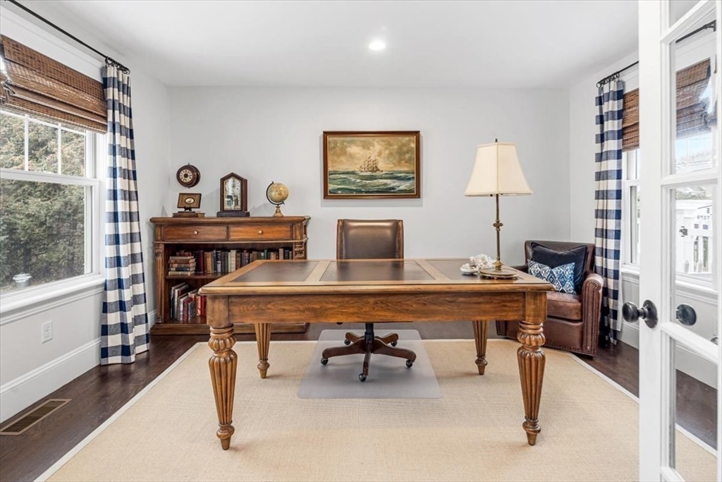 149 Gilson Road Scituate, MA 02066 - Photo 9 of 24 Gallery Image 9