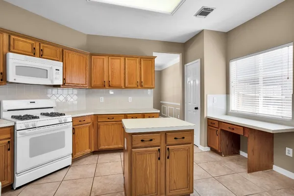 $2,495 | 20931 Deauville Drive, Spring, TX 77388