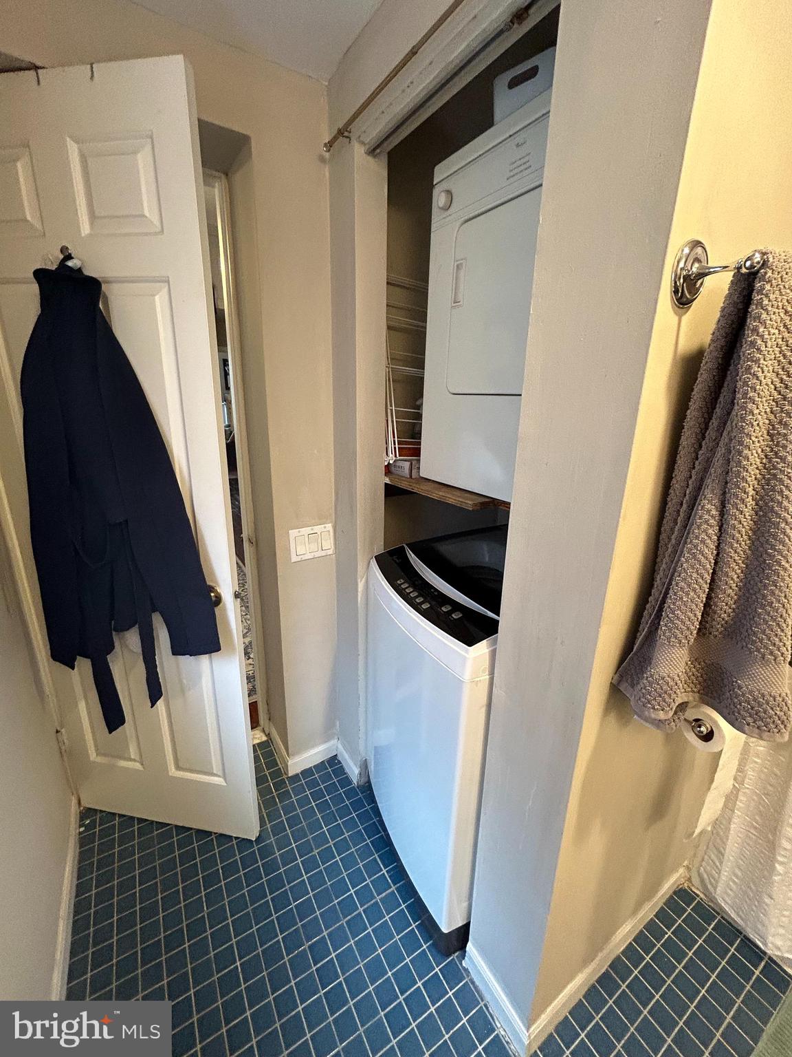 937 Spruce Street Philadelphia, PA 19107 - Photo 22 of 80 Unit 2 washer/dryer