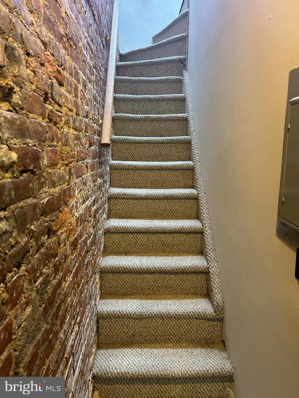 937 Spruce Street Philadelphia, PA 19107 - Photo 45 of 80 Unit 3 stairs