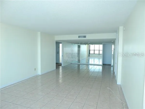 $2,500 | 300 Woodette Drive, Unit 605A, Dunedin, FL 34698