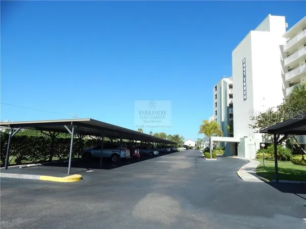 $2,500 | 300 Woodette Drive, Unit 605A, Dunedin, FL 34698