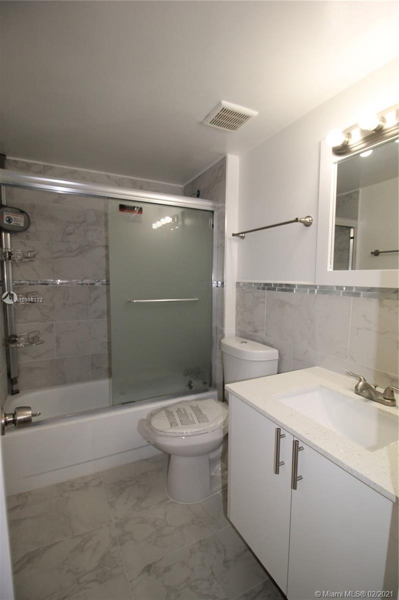 1665 Bay Road, Unit 516 Miami Beach, FL 33139 - Photo 9 of 22
