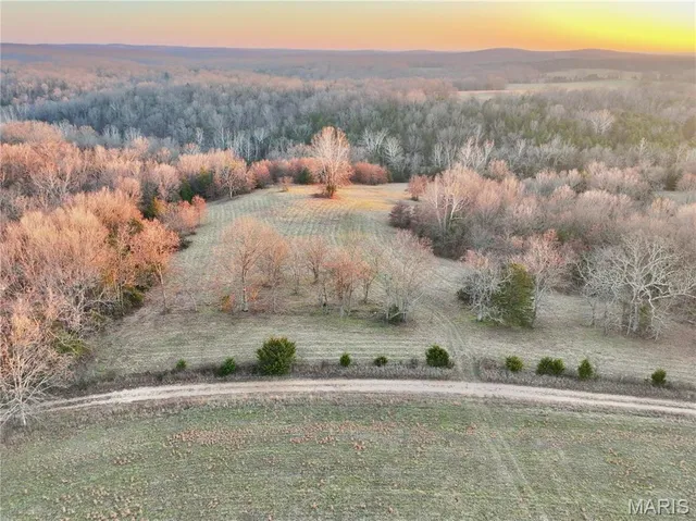 $161,535 | 14 Range Lane, Richland, MO 65556