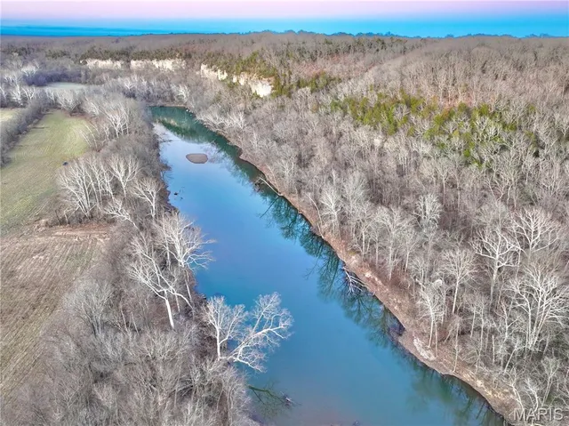 $161,535 | 14 Range Lane, Richland, MO 65556