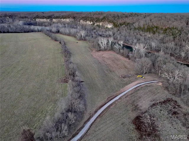 $161,535 | 14 Range Lane, Richland, MO 65556