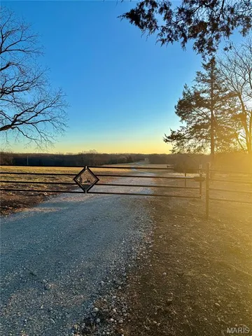 $161,535 | 14 Range Lane, Richland, MO 65556