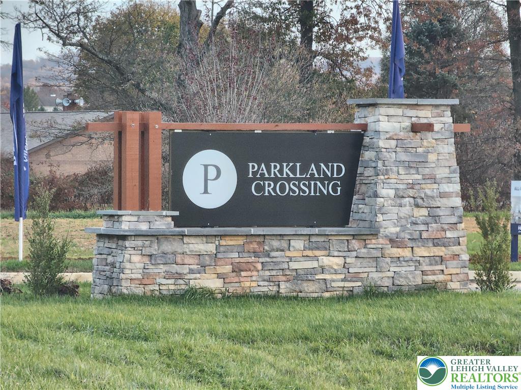 1106 Martin Road Breinigsville, PA 18031 - Photo 4 of 30